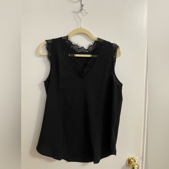 Black Lace Detail Tank Top - Size Large - Picture 2 of 4